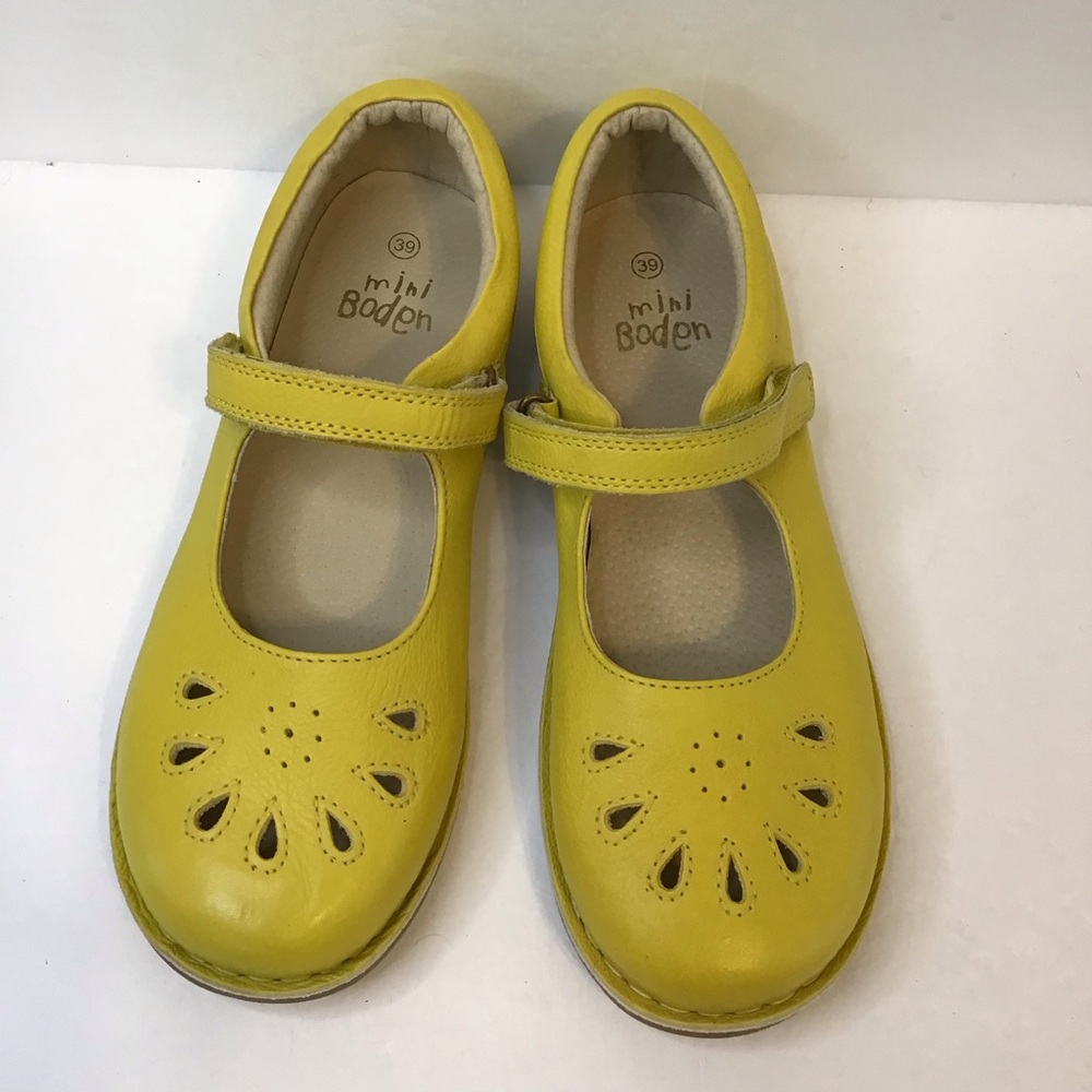 MINI BODEN Yellow Leather Mary Jane Flats with Perforated Detail 39 - Picture 3 of 7